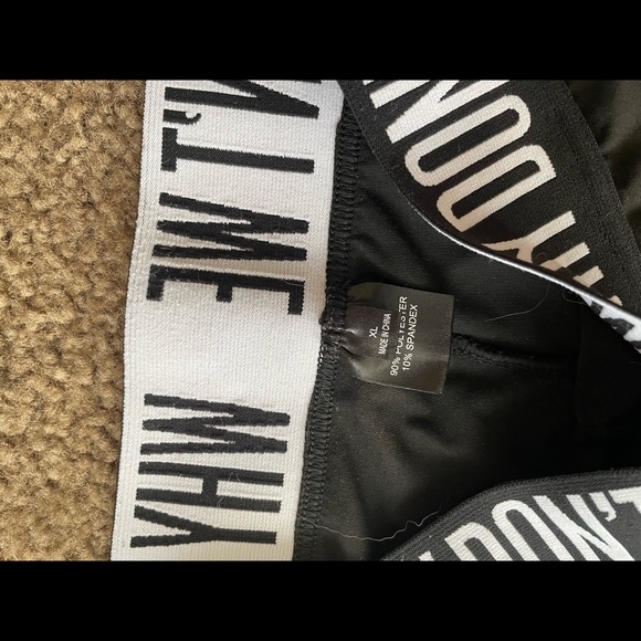 Why don’t we brand work out leggings with thick band - Picture 3 of 5